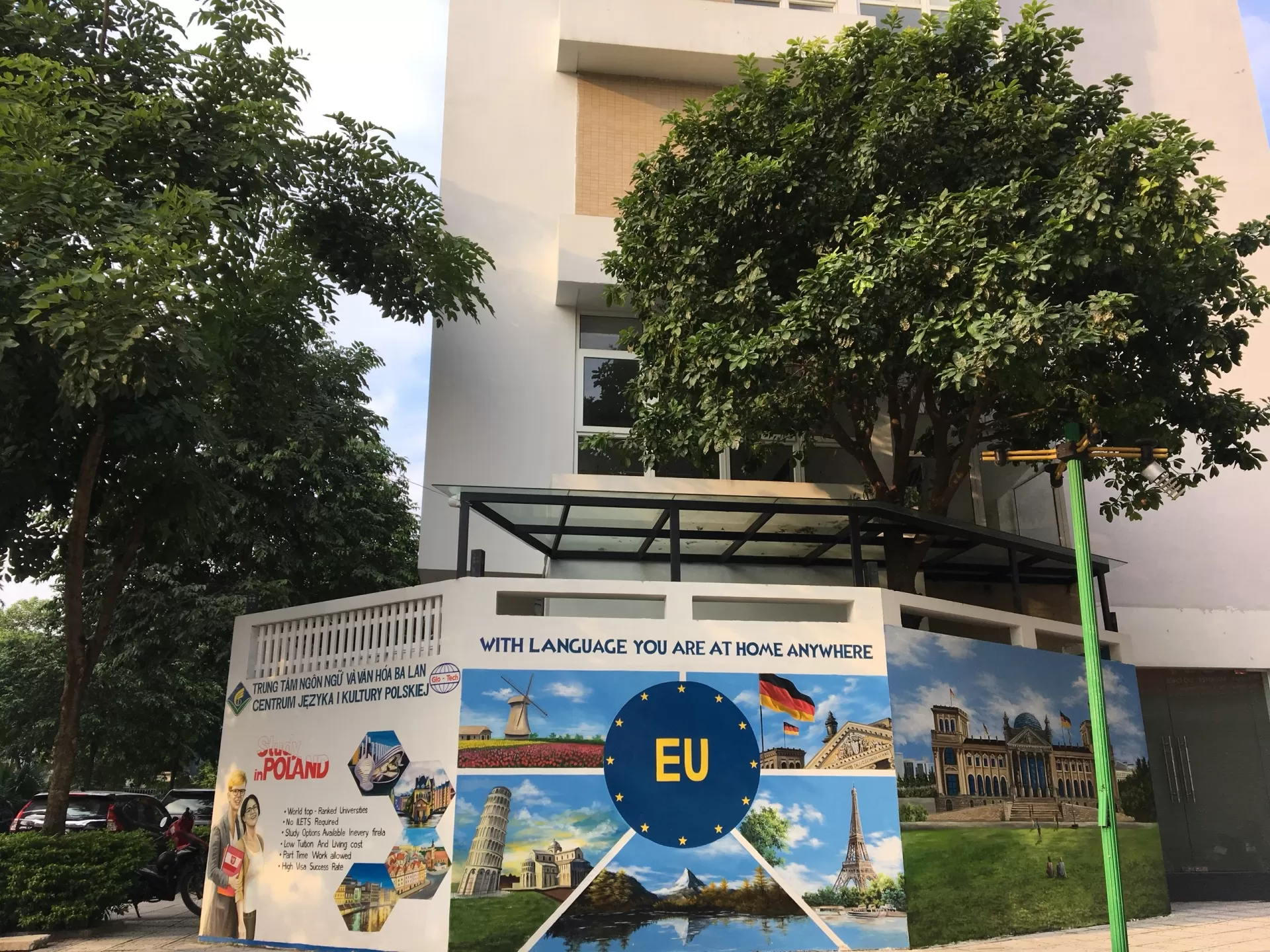 Chương trình trao đổi sinh viên tại Đại học Kinh tế Krakow, Ba Lan